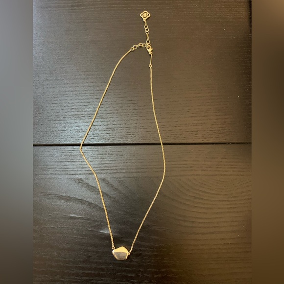 Kendra Scott Necklace - Picture 4 of 5